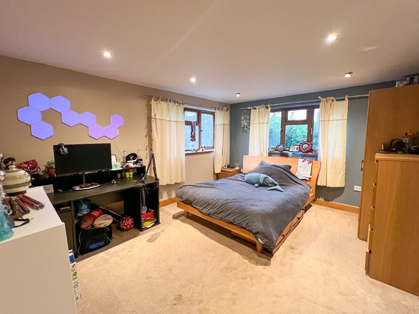 Garreg Road, Pontycymer, Bridgend County Borough, CF32 8EL